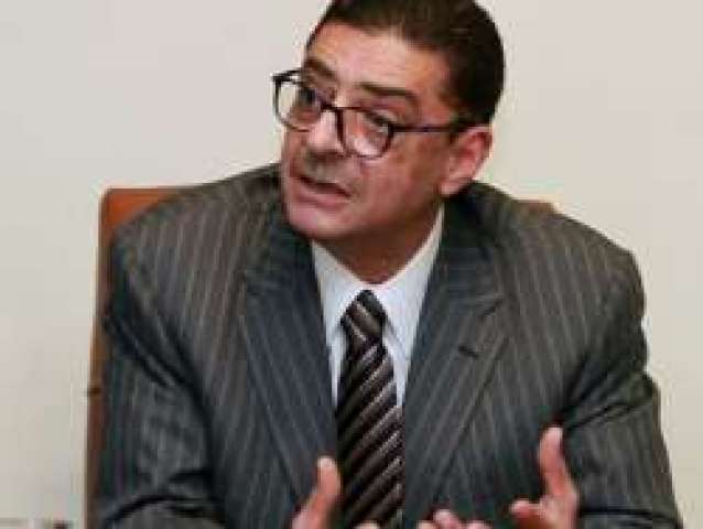 محمود طاهر يساند الأهلى أمام الزمالك فى السوبر