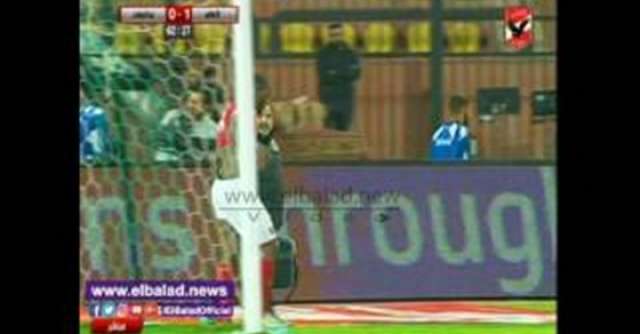 خروج أجاي مهاجم الأهلي مصابا أمام بيدفيست.. فيديو