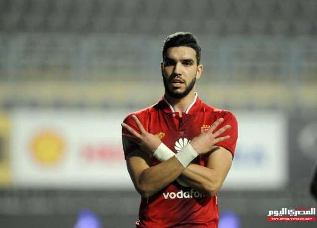 تعرف علي رأي رضا عبدالعال عن تألق «أزارو»