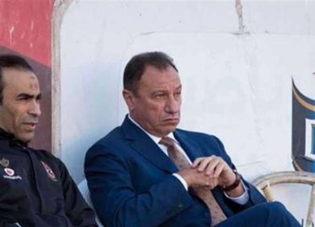 الخطيب يرفض الإساءة لـنجمي الفريق