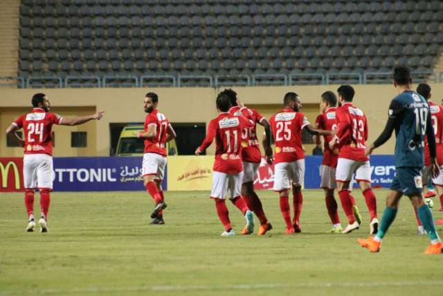 البدري يعلن عن التشكيل الرسمي الأهلي لمواجهة مونانا