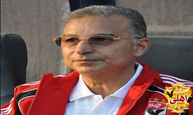 عبد العزيز عبد الشافى يحسم الجدل حول رحيل البدري