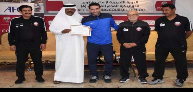 نجم الأهلي السابق يحصل علي رخصة تدريب