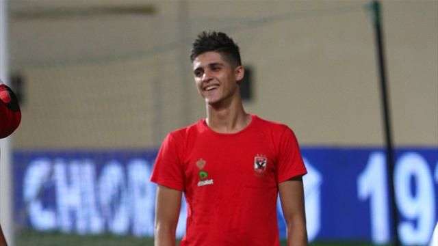 نجم الأهلي يرحب بالعودة