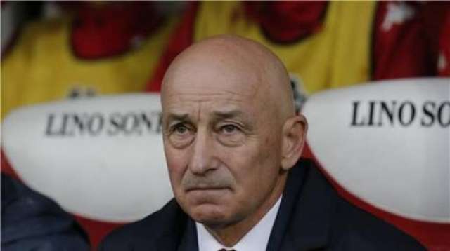 مدرب صربي جديد يعرض علي الأهلي