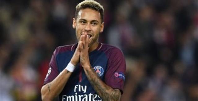 ريـال مدريد ينفي في بيان رسمي مفاوضاته مع نيمار