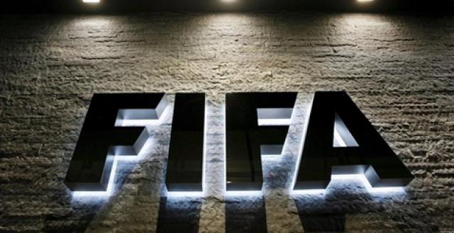 «فيفا» يغرم منتخبي السويد وكرواتيا 100 ألف دولار