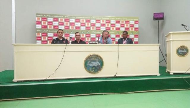 كارتيرون سعيد بفوز الأهلي بثلاثية نظيفة