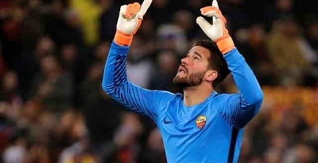 سكاي سبورت: الحارس «بيكر» وصل إنجلترا تمهيدًا للانضمام لليفربول