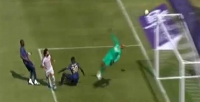 ملخص لمسات محمد صلاح بمباراة ليفربول أمام مان يونايتد (فيديو)