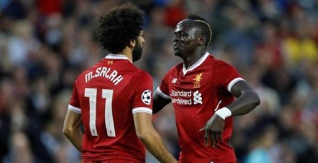 الخلافات بين محمد صلاح وماني تثير قلق عشاق ليفربول
