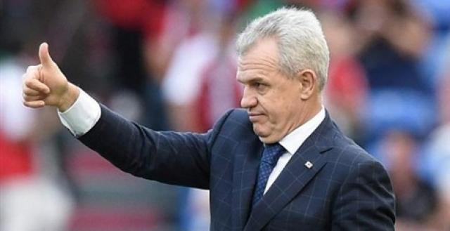 أجيري يحضر مباراة الأهلي ودجلة بالدوري