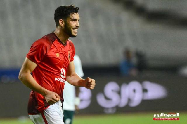 الأهلي يكشف طبيعة إصابة أزارو في مباراة الحرس