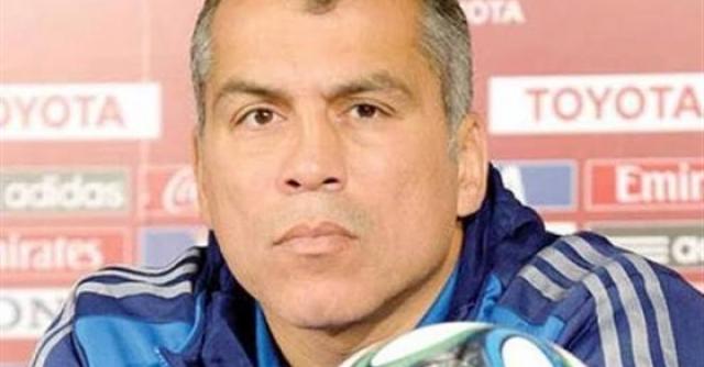 يوسف يحاول إنهاء أزمة انضمام معلول وكوليبالي لبعثة الأهلي