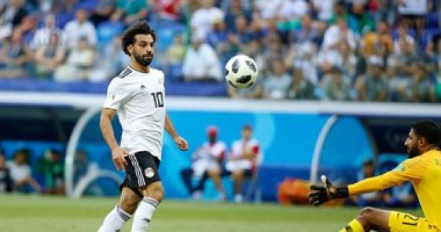 فيديو .. محمد صلاح يهدر أول ضربة جزاء بعد 315 يوما