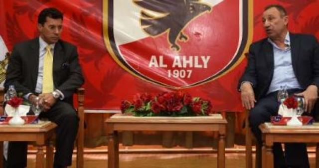 الأهلى يطالب وزير الرياضة بالتدخل لإقامة مباراة حورويا على ملعب السلام