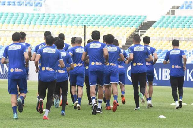 مران قوي للاعبي الأهلي الغائبين عن مباراة حوريا