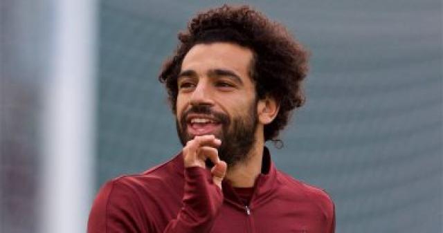 شاهد.. تصميم حذاء باسم محمد صلاح قبل قمة ليفربول وسان جيرمان.. صور