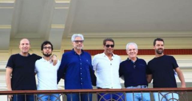 أجيرى ينتقد  "تمثيل" اللاعبين لإضاعة الوقت خلال المباريات