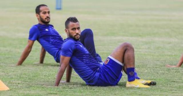 الأهلي يسابق الزمن لتجهيز عاشور وسمير لمواجهة وفاق سطيف