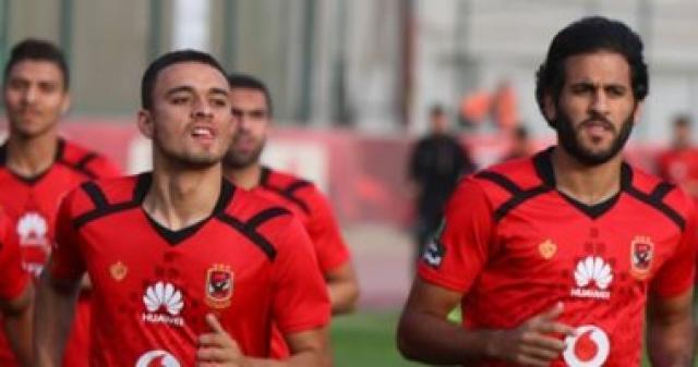 صلاح ومروان على مقاعد بدلاء الأهلى أمام وفاق سطيف