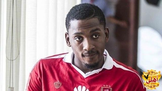 الأهلى يوافق على بيع أجاى ومعلول فى الصيف