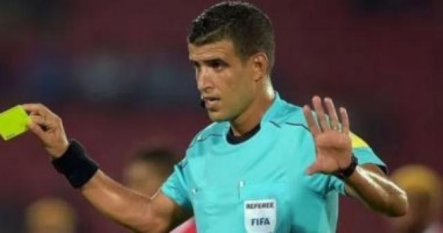 الجزائرى مهدى عبيد حكماً لمباراة الأهلى والترجى فى "ذهاب" نهائى أفريقيا