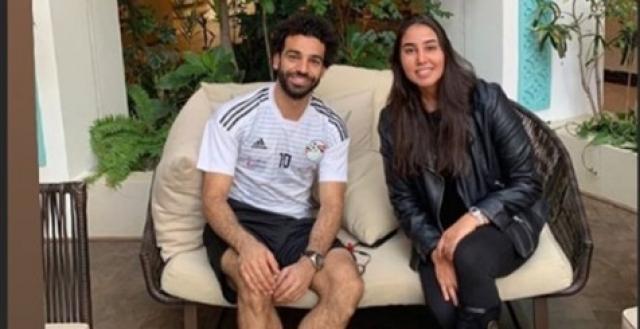 محمد صلاح يستضيف لاعبة الإسكواش بمعسكر المنتخب