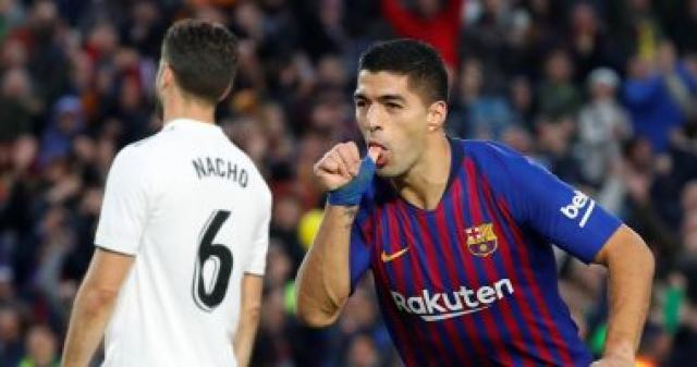 سواريز يغيب عن برشلونة ضد إيندهوفن.. وعودة كوتينيو وراكيتتش