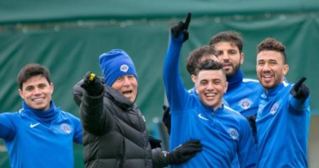 قاسم باشا يستعد لمواجهة البلدية بمشاركة تريزيجيه وكريم حافظ.. صور