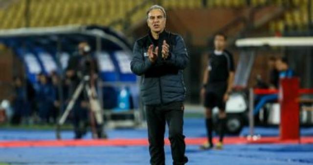 لاسارتى يجتمع مع جهازه المعاون داخل معسكر الإسكندرية