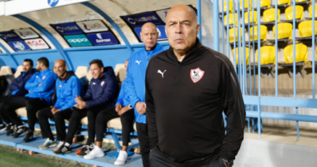 جروس للاعبى الزمالك: الفوز على الإسماعيلى سيضغط الأهلى أمام بيراميدز