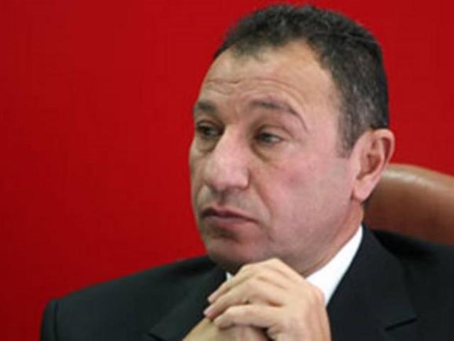 الخطيب يطمئن على بعثة الأهلي في غينيا الاستوائية