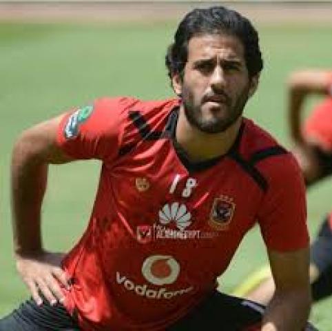 سقطه في الاهلي وهذا اللاعب خارج التشكيل في المبارايات القادمه