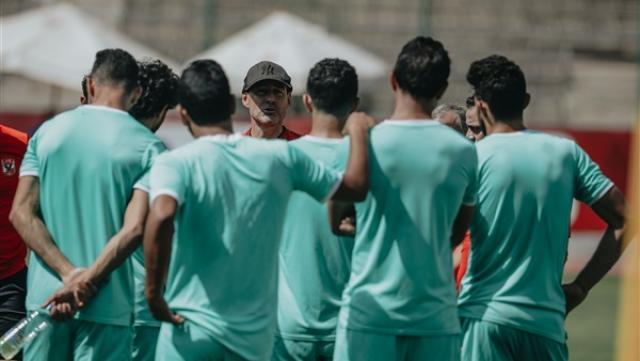 لاعبوا الاهلي