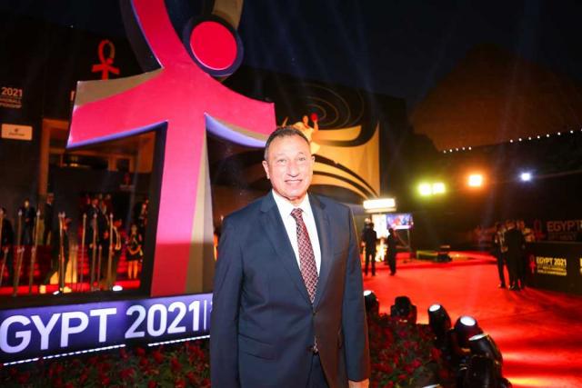 رده فعل رئيس الزمالك علي عدم دعوه الكاف له