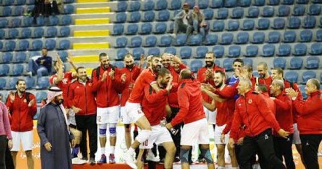 طائرة الأهلي