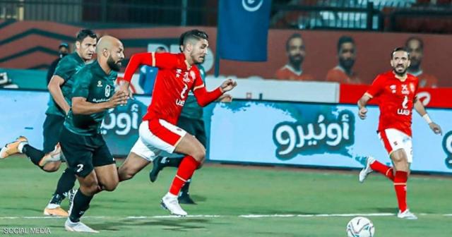 محمد شريف سجل ثنائية خلال المباراة