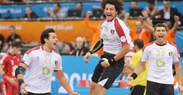 شوبير يُعلِق على مباراة مصر والدنمارك