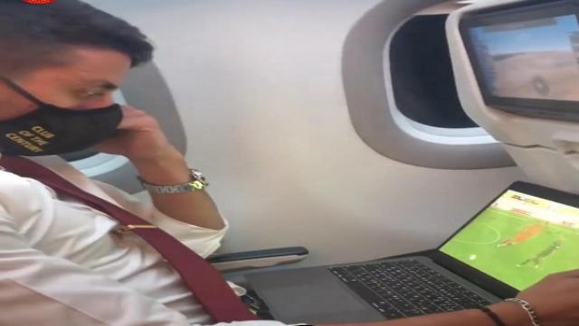 لاعبو الأهلي يتابعون مباريات الدحيل القطري