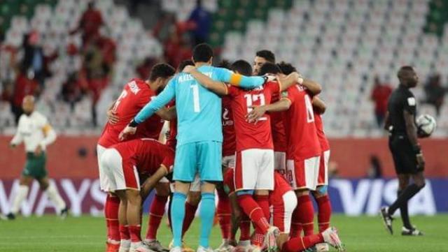 مصطفى شوبير يكشف سر صورة اللوحة