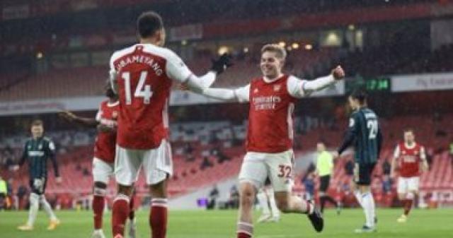 احتفال أرسنال بأحد أهداف اللقاء