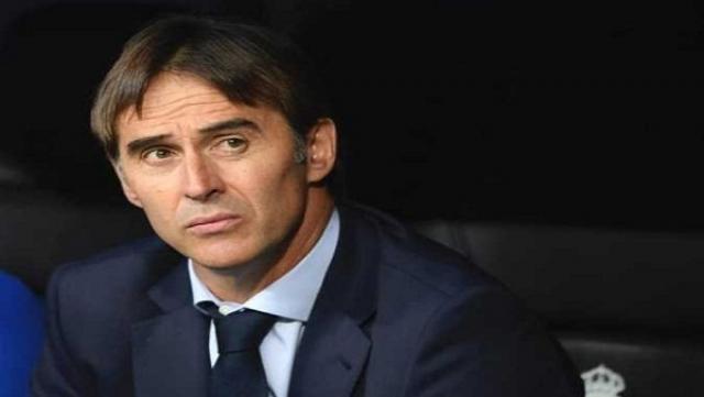 مدرب إشبيلية يشيد بأداء بوروسيا دورتموند قبل المواجهة المرتقبة