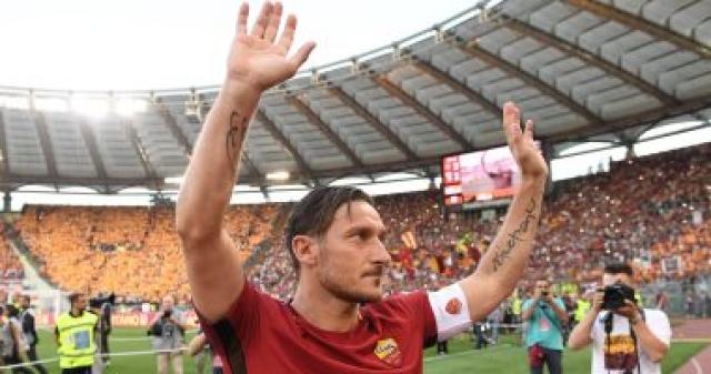 فرانشيسكو توتي، القائد التاريخي لنادي روما