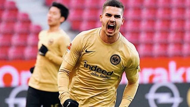 فرانكفورت يستعيد هدافه سيلفا قبل مواجهة بريمن بالبوندسليجا