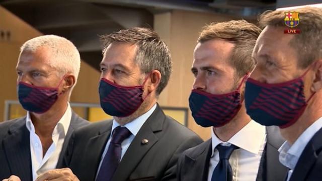 آخر مستجدات آزمة بارتوميو في برشلونة