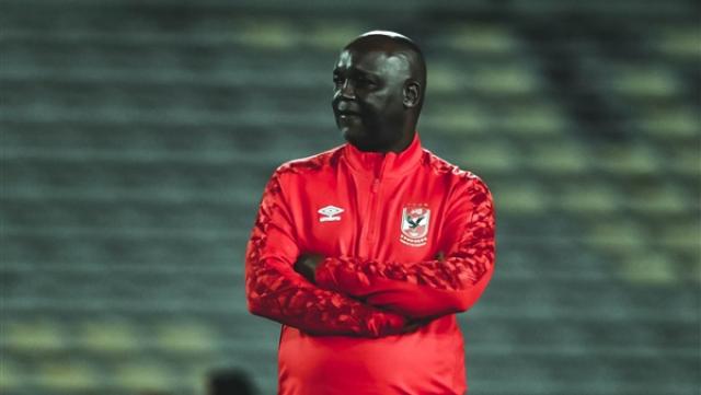 موسيمانى يدرس طلائع الجيش بالفيديو