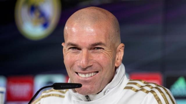 الاتحاد الفرنسي يستبعد زيدان من قيادة منتخب الديوك