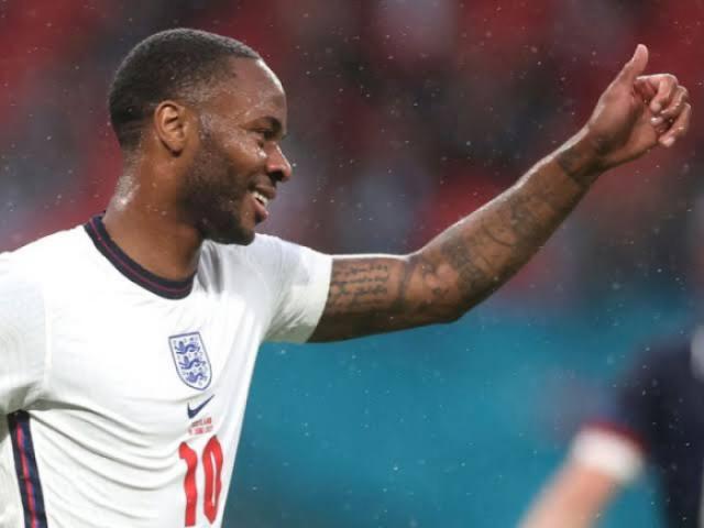 سترلينج يبعث برسالة لجمهور المنتخب الإنجليزي