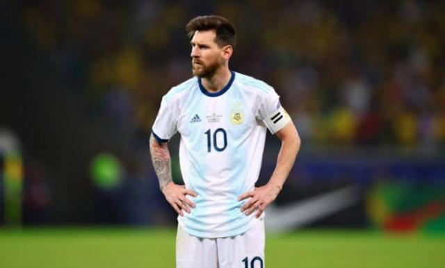 مدرب الأرجنتين: ميسي الأفضل بدون التتويج بكوبا أمريكا